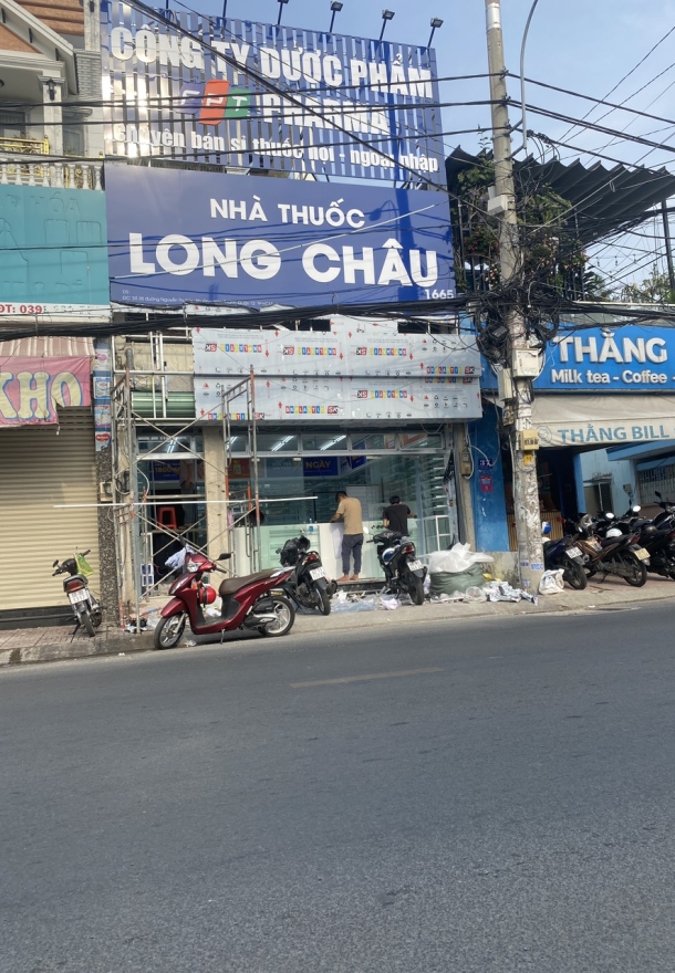 Thi Công nhà thuốc Long Châu Bình Thạnh