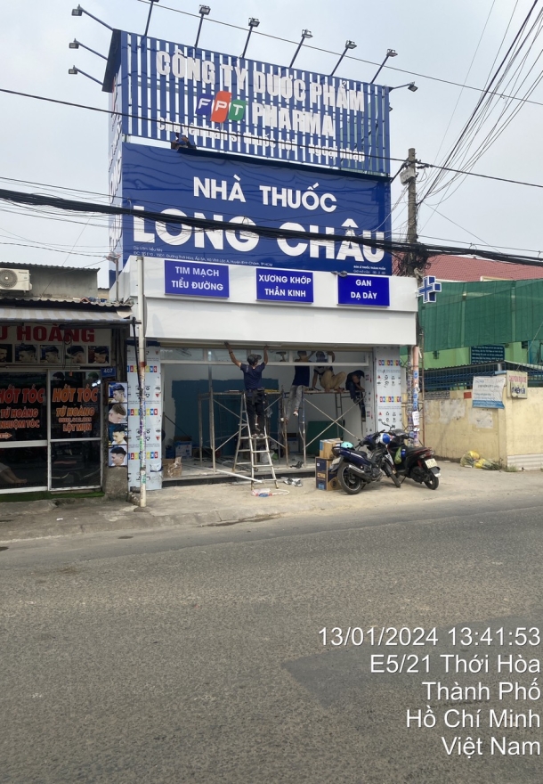 Thi Công nhà thuốc Long Châu Quận 12