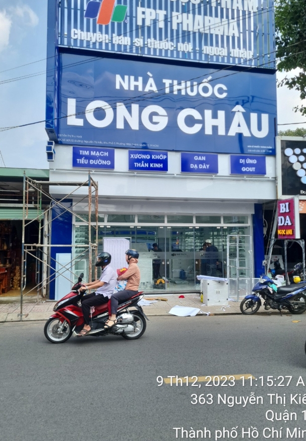 Thi Công nhà thuốc Long Châu Bình Thạnh