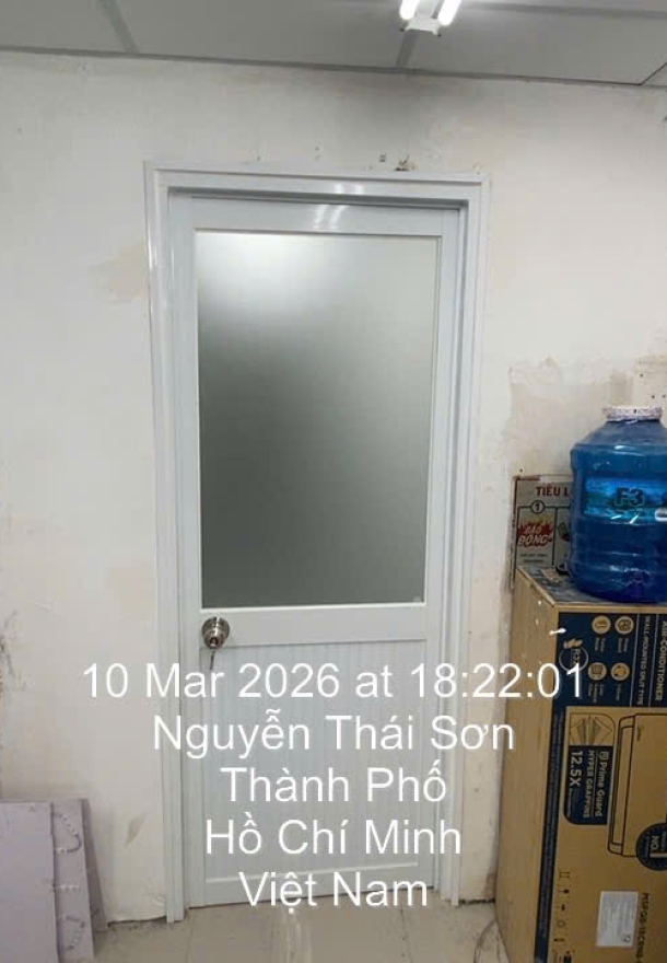 Thi Công Vách Ngăn Kính Tại Bình Chánh – Giải Pháp Hiện Đại Cho Không Gian Sống Và Làm Việc