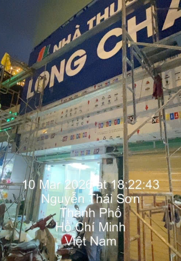 Thi Công Vách Ngăn Kính Tại Bình Chánh – Giải Pháp Hiện Đại Cho Không Gian Sống Và Làm Việc