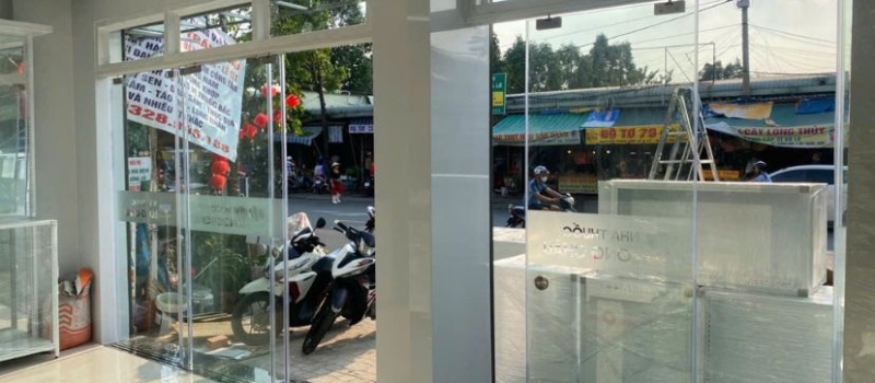 Những lưu ý quan trọng khi lựa chọn cửa nhôm kính cho công trình dân dụng